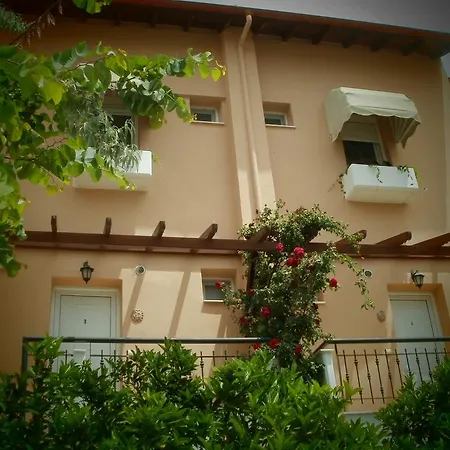 Phyllis Maisonettes * Kallithea (Chalkidiki)