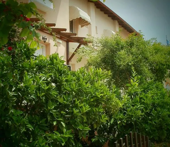 Phyllis Maisonettes Апартаменты Kallithea (Chalkidiki)