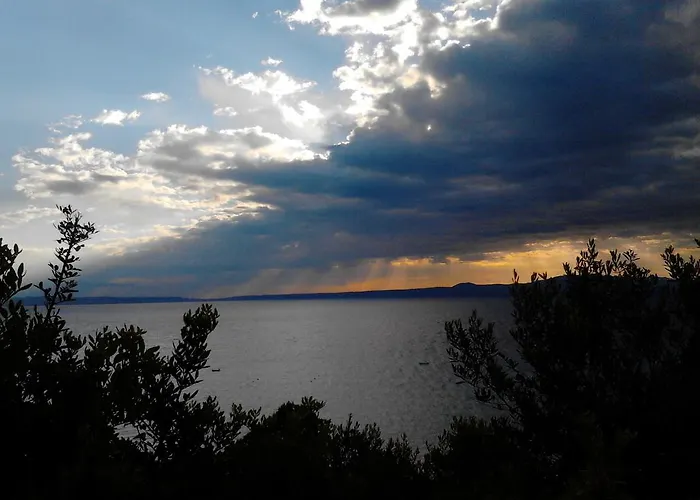 Апартаменты Phyllis Maisonettes *