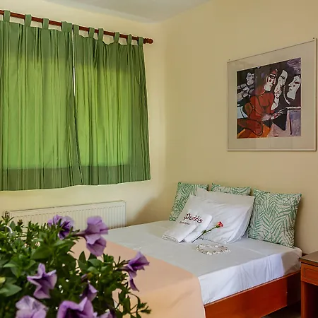 Phyllis Maisonettes Kallithea (Chalkidiki)