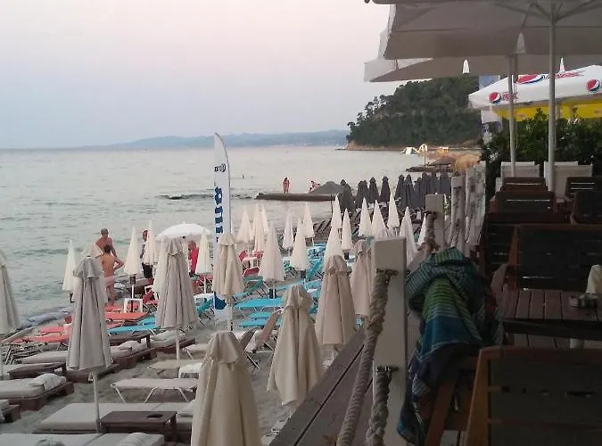 Phyllis Maisonettes *