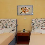 Daire Phyllis Maisonettes *