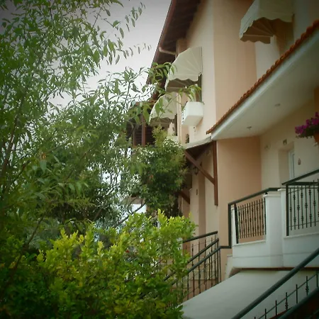 Phyllis Maisonettes Kallithea (Chalkidiki)